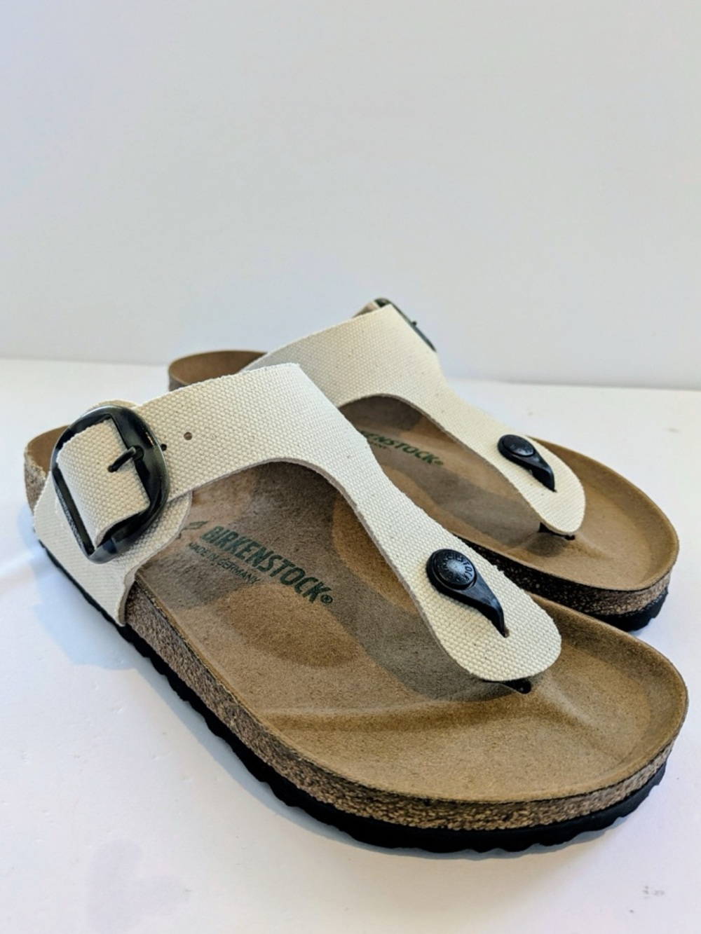 Birkenstock Gizeh Big Buckle Sandals